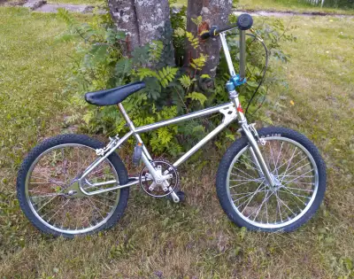 OLD SCHOOL 1984 Diamondback BMX, View more