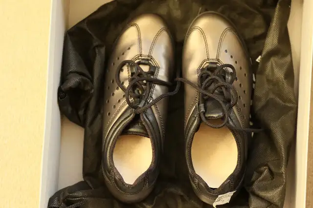 GeoX Respira Women sneaker shoes (brand new w/ box) size 36 in Women's - Shoes in Calgary - Image 7