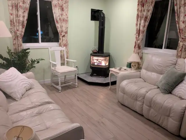 Short Term Cottage Rental in Ontario in Canada - Image 5