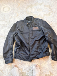 Men’s XL Harley Davidson coat and liner  