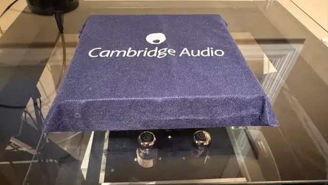Cambridge Audio Dacmagic Plus in Stereo Systems & Home Theatre in Red Deer - Image 5