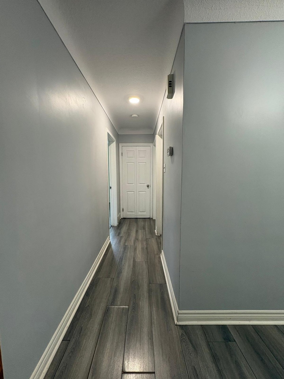 Nice main floor  2 bedroom unit - utilities included 3