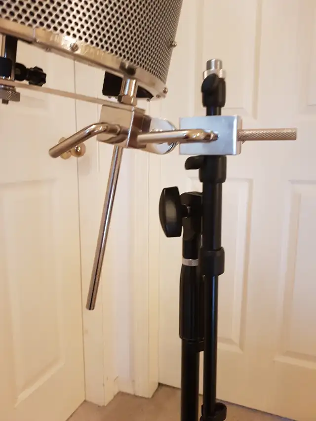 3 Piece Studio Quality Equipment for Recording in Other in Kamloops - Image 6