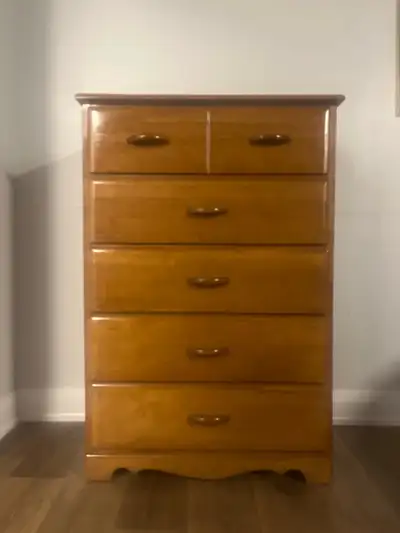 Vintage Solid Wood 5-Drawer Dresser – Warm Honey Finish, View more