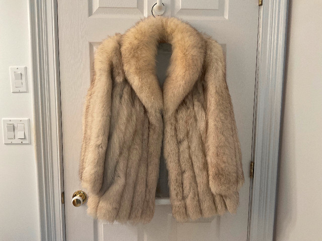 Silver Fox Fur Coat in Women's - Tops & Outerwear in Charlottetown