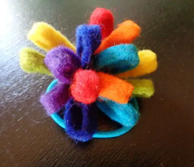 Felt Flower Hair Tie in Kids & Youth in Victoria - Image 2