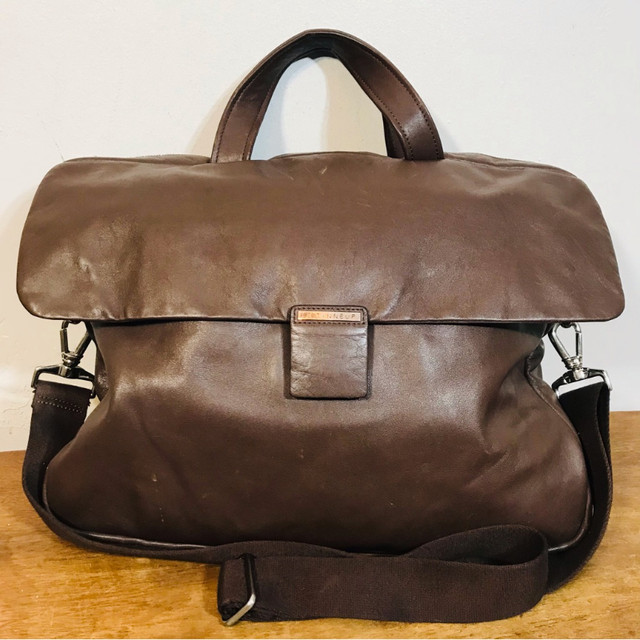 Le tanneur unisex leather laptop works bag like new used only 1 dans Hommes  à Ville de Montréal