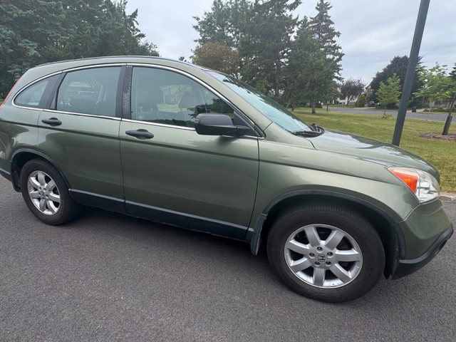 Reserved 2009 CRV AWD dans Autos et camions  à Ville de Montréal - Image 2