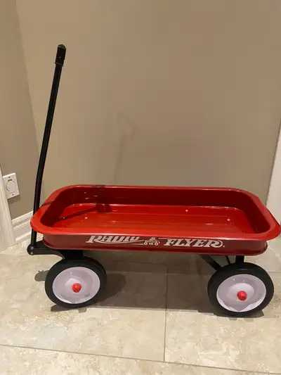 Classic Radio Flyer wagon, View more