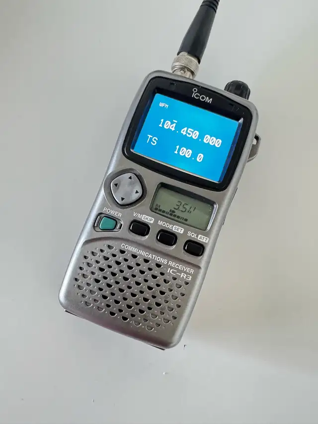 ICOM scan IC-R3 Wideband Receiver Radio Audio & Video Capability in General Electronics in Mississauga / Peel Region - Image 8