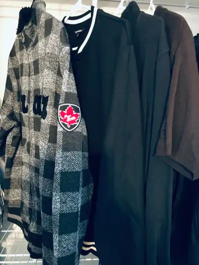 “NEW”[(1) Large +(1) Medium PLAID] + (2)Other (L) good condition, View more