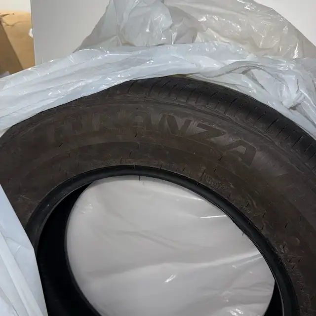 All-Season Tire Set - 215/65R16 - Bridgestone Turanza - Like New in Tires & Rims in City of Halifax - Image 3