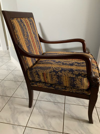 Antique hardwood Accent Chair