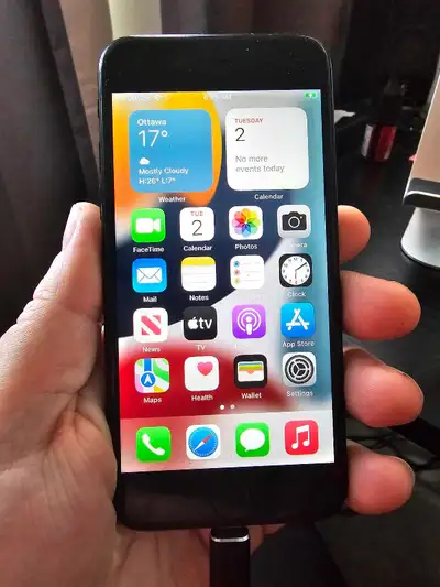 Iphone SE 2 , View more