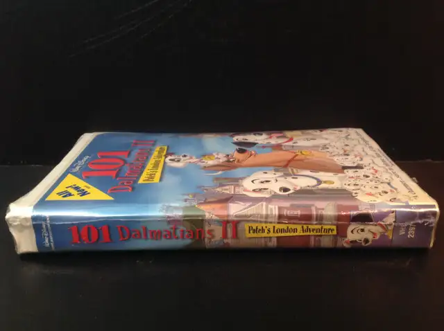DISNEY'S 101 DALMATIANS 2 PATCH'S LONDON ADVENTURE VHS (SEALED