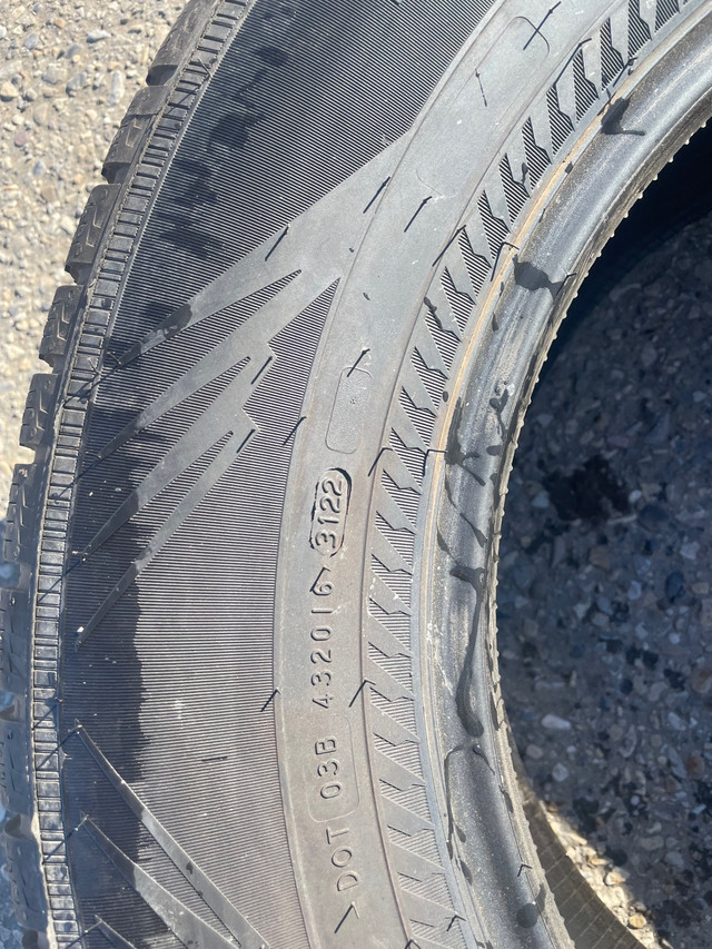One Nokian wr suv tire 255/65r18 in Tires & Rims in Calgary - Image 2