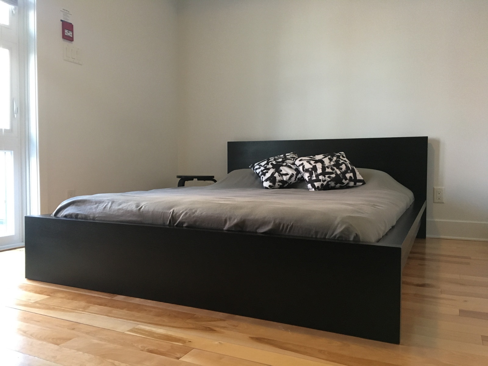 1-br condo for rent, 2nd floor – bright, quiet, excel location — photo 3