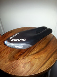 Adamo Attack cycling saddle/seat (ISM)