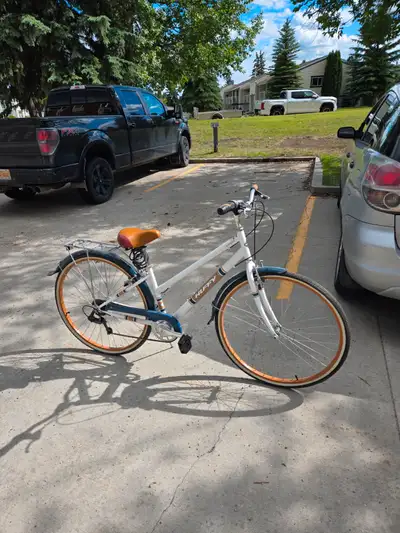 Huffy 7 speed ladies bicycle. Seldom used See pictures for tire size and other information