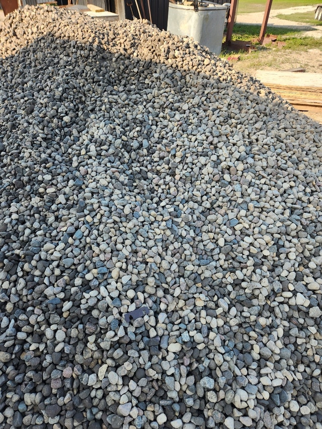 3/4 to 1.5 inch rock for sale Plants, Fertilizer & Soil Winnipeg Kijiji