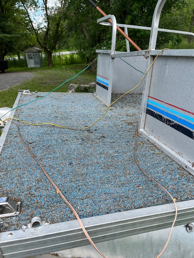 Pontoon boat Powerboats & Motorboats Kingston Kijiji