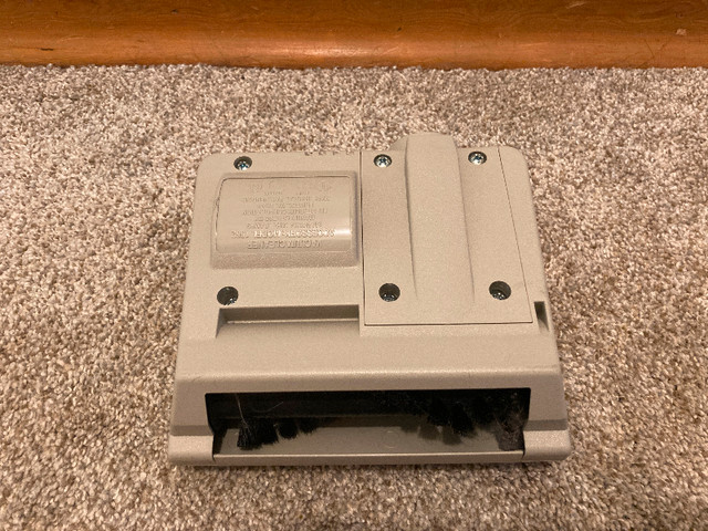 Electrolux Sidekick (Power Stair Tool) in Vacuums in Hamilton - Image 2