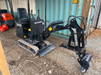AGT QS12R 1-ton Mini Excavator