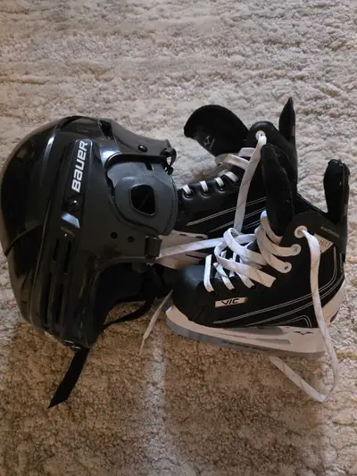 VIC Ice Skates Boys 9Y Bauer Helmet like new used once, View more