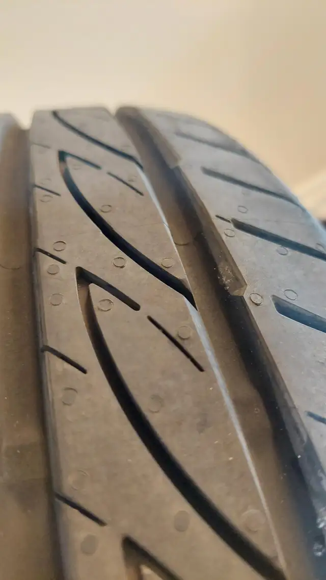Yokohama Fleva V701 205/45/16 almost BRAND NEW in Tires & Rims in Barrie - Image 8