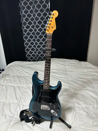 American Professional 2 Fender Stratocaster Dark knight, View more