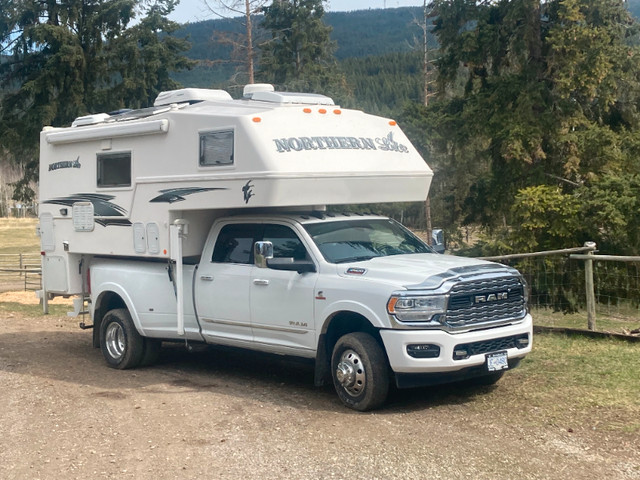 2019 Dodge 3500 Dually with 10.2 Northern Lite camper in Travel Trailers & Campers in Quesnel