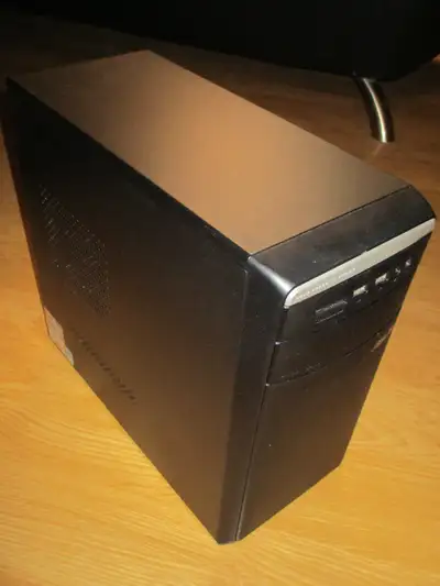 ASUS gaming computer (i5-4460, 16GB, Quadro P2000 5GB, SSD+HDD), View more