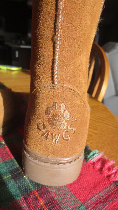 Ladies Suede Winter Boots in Women's - Shoes in Trenton - Image 4