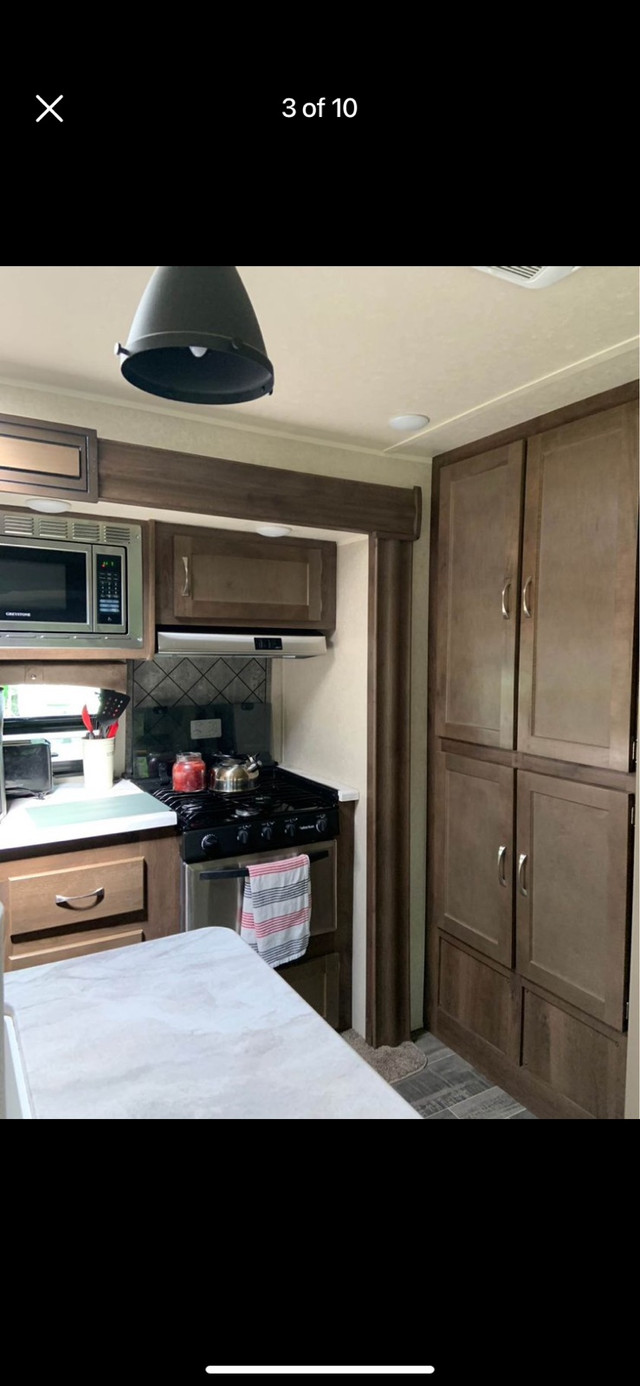 2019, 32ft Puma travel trailer with bunkhouse in Other in Saint John - Image 3