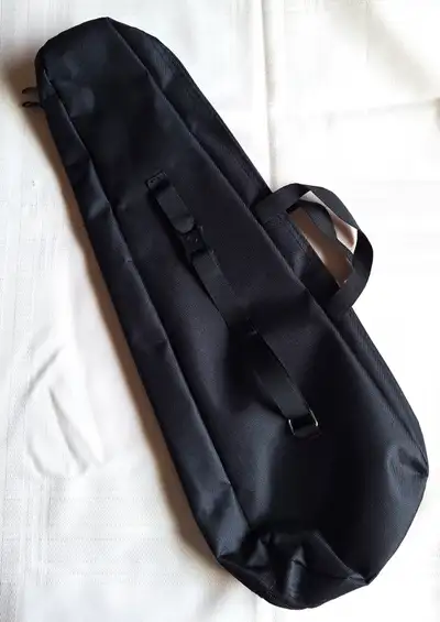 21 Beaver Creek Ulina Zipper UKULELE Case $10.00 each ( only 8 left ) PRICE DROP to $5.00 each on th...