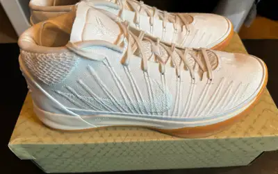 Nike Kobe A.D. Mid Baseline White Gum, View more