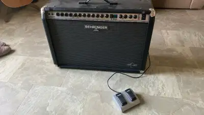 Behringer Ultratwin GX212 Guitar Amp 2x80W, View more