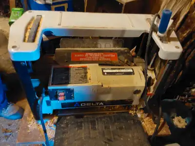 Volt 120 Amp 15