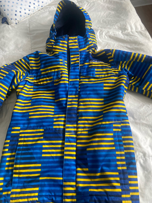 Boys spring/ fall jacket size M (10-12) in Kids & Youth in St. John's