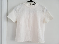 White top - size S