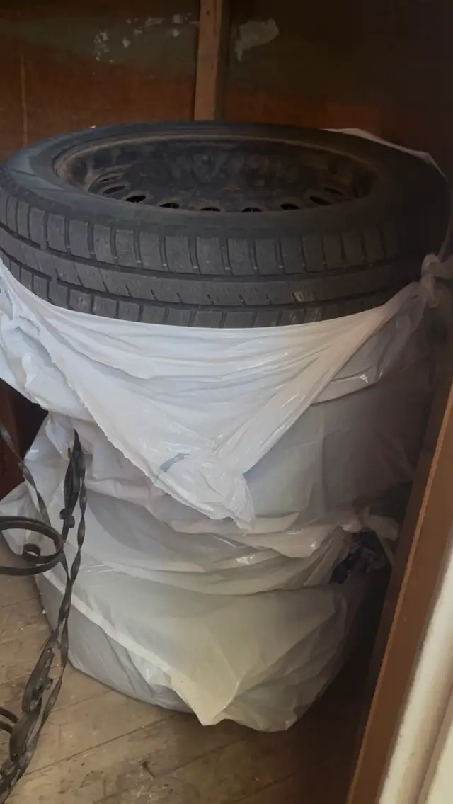 Used Mirage Tires Set Of 4