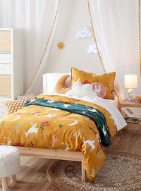 Child’s Duvet Cover and two shams
