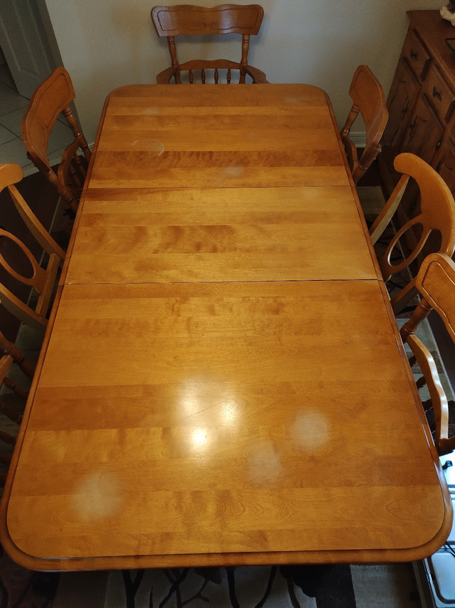 Oak Wood Dining Table and Chairs in Dining Tables & Sets in Ottawa - Image 4