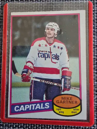 Mike Gartner Rookie Card Crisp card Excellent 25 dollars
