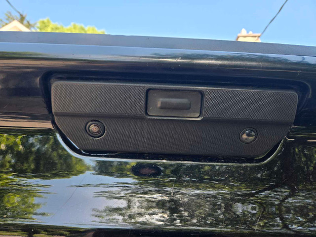 2019 Chevy silveraldo z71 trail boss custom 2 in Cars & Trucks in London - Image 3