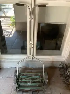 Tondeuse à rouleaux Lee Valley, View more