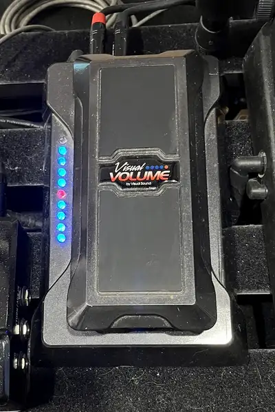 Visual Volume - Pédale de volume Stéréo / Stereo Volume Pedal, View more