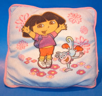 Coussin / poupées / personnages de Dora l’exploratrice