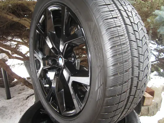 Next to new BMW X7 Oem black 21" winter snow wheel kit style 752 in Tires & Rims in Oakville / Halton Region - Image 2