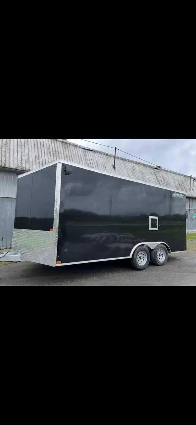 remorque fermé  8,5 x 16 en aluminium in Cargo & Utility Trailers in Victoriaville - Image 3